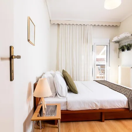 公寓 F & B Collection - Seaview 2 Bedroom Penthouse 塞萨洛尼基